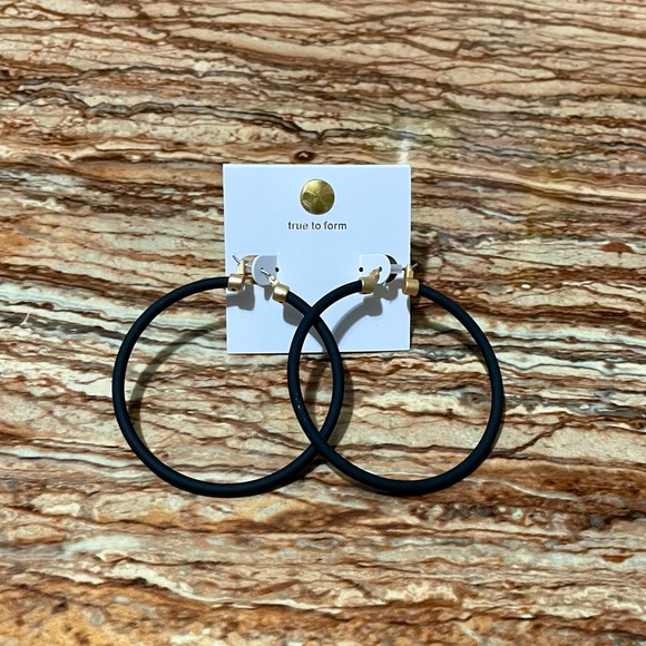 True To Form - Picture 4 of 14